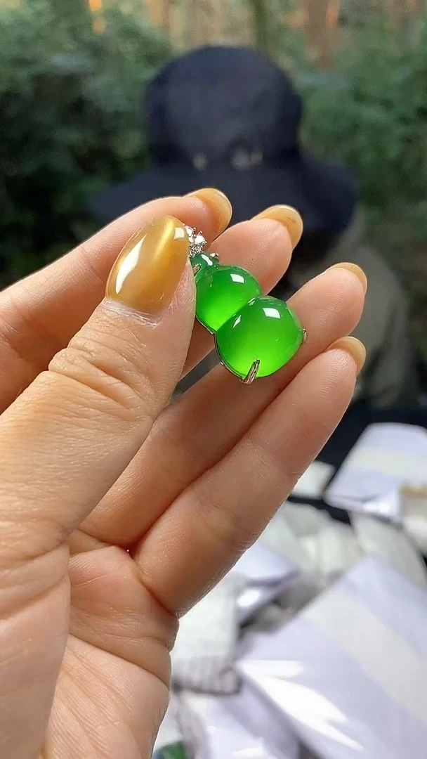 满色吊坠 所见即所得！！