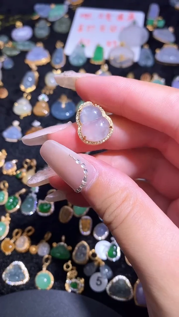 颈饰银S925镶嵌翡翠7**4天然a货翡翠