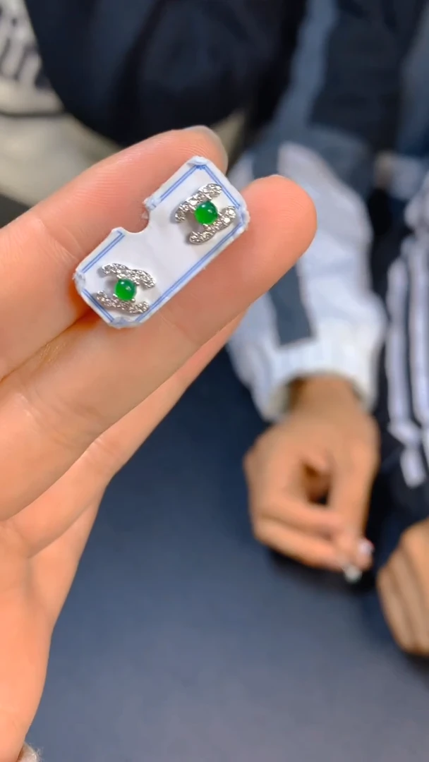 【闪购商品】翡翠耳饰未镶嵌0783296728多样性发一