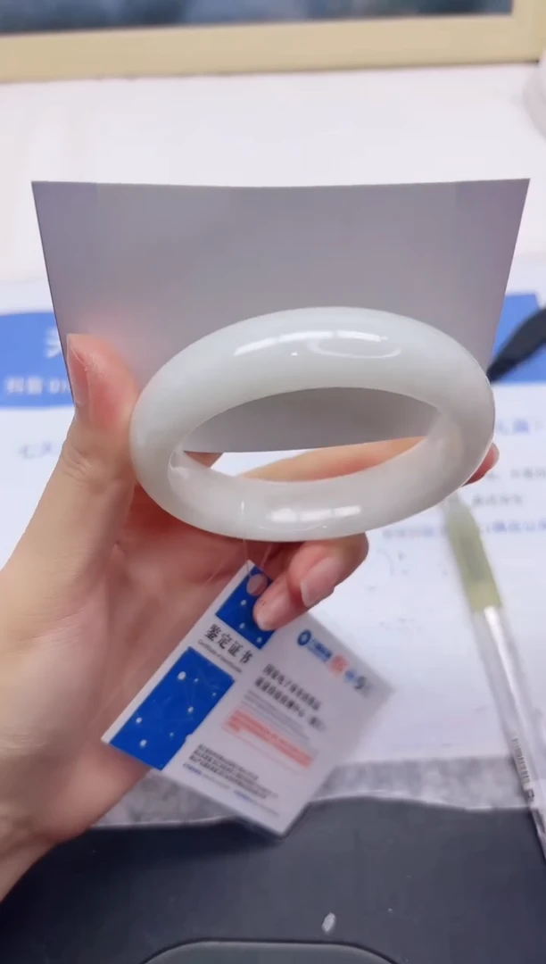 和田玉手镯未镶嵌217-58.4