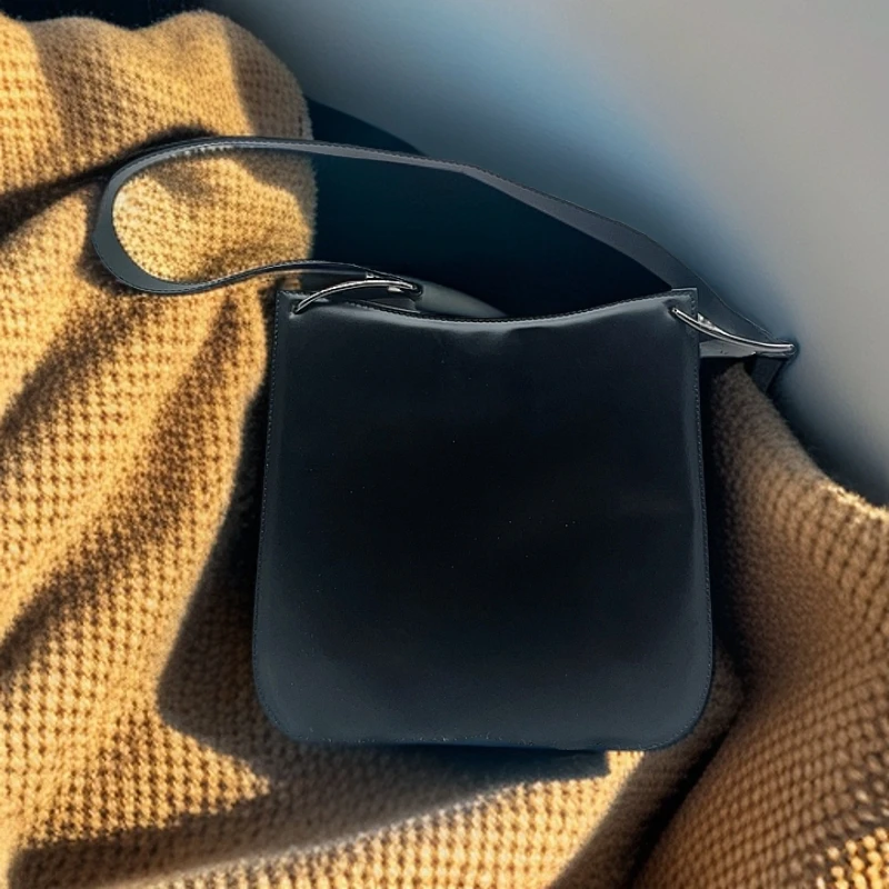 95新 FERRAGAMO/菲拉格慕 黑色单肩包 1343 5144