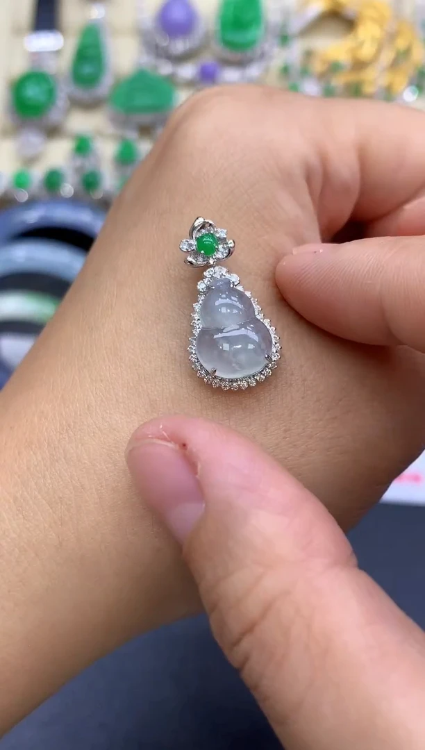 颈饰18K金镶嵌翡翠354-中国好珍宝