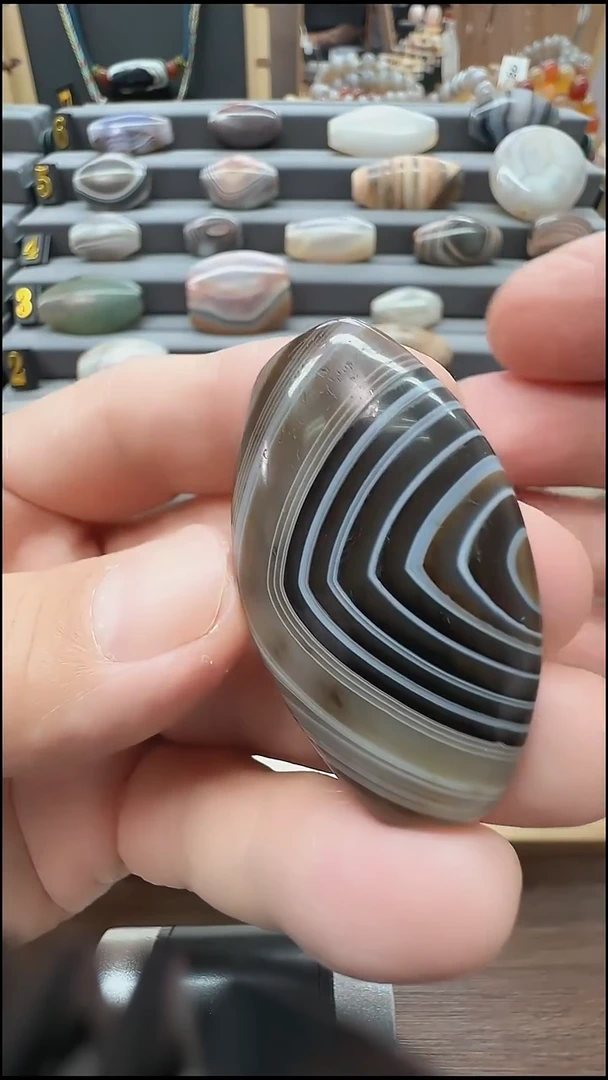 未镶嵌颈饰玛瑙/玉髓玛瑙45*28