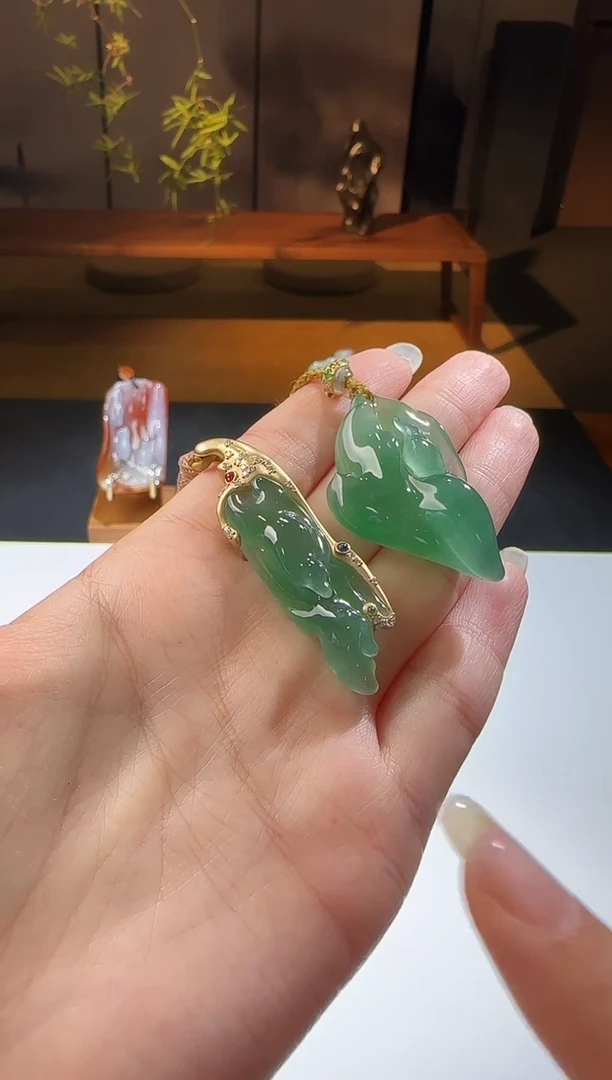 翡翠未镶嵌颈饰【勿拍】