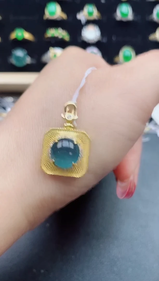【闪购商品】翡翠吊坠(赠链)银S925镶嵌321321