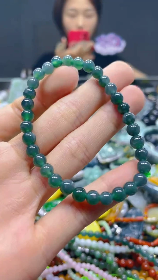 颈饰未镶嵌翡翠5MM/L/翡翠A货，一件也是批发价