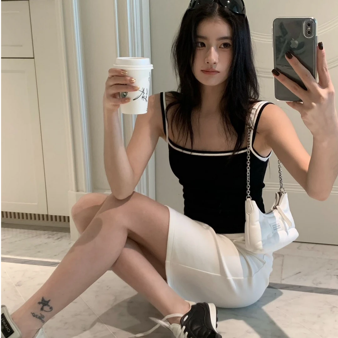 2025早春新款时尚背心吊带气质显瘦洋气休闲百搭黑色上衣打底女