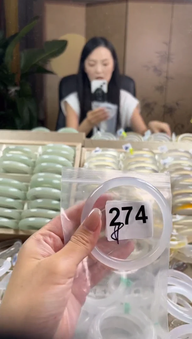 手镯玛瑙/玉髓未镶嵌274