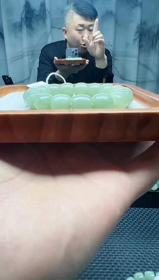 未镶嵌手串和田玉且末高清白直切卡13纯天然拍一发一