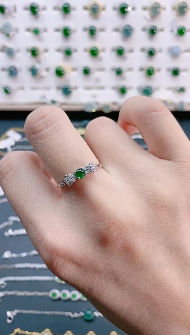 【闪购商品】翡翠戒指银S925镶嵌天然翡翠