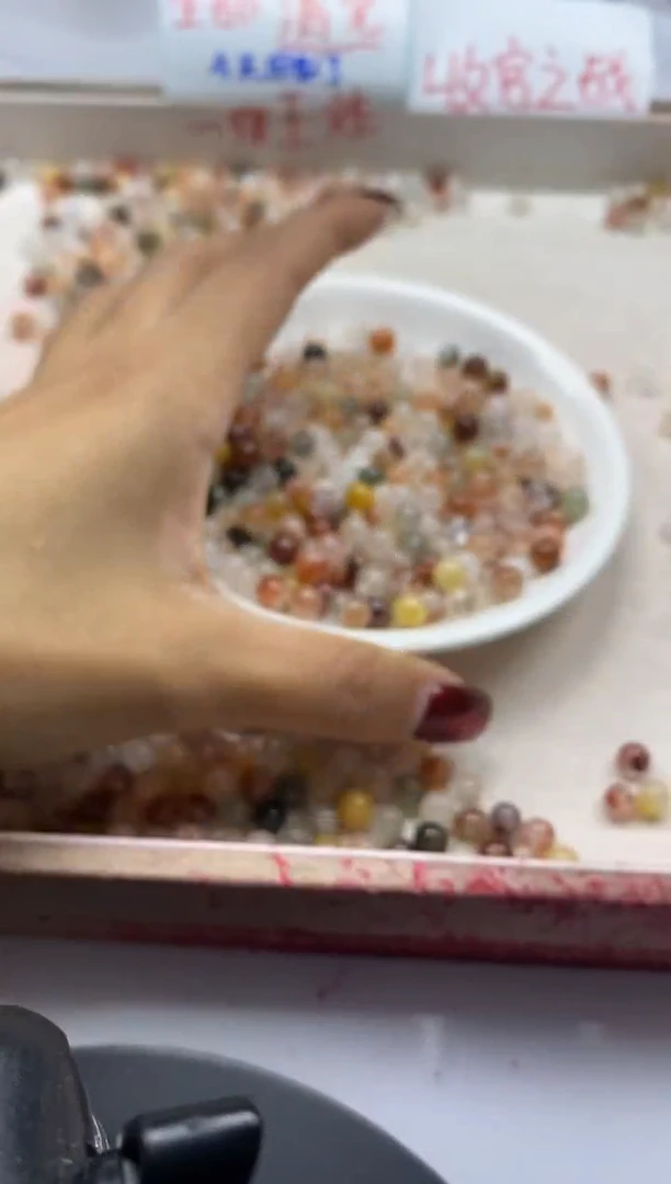 【闪购商品】水晶颈饰未镶嵌w1599彩兔毛6mm*30颗