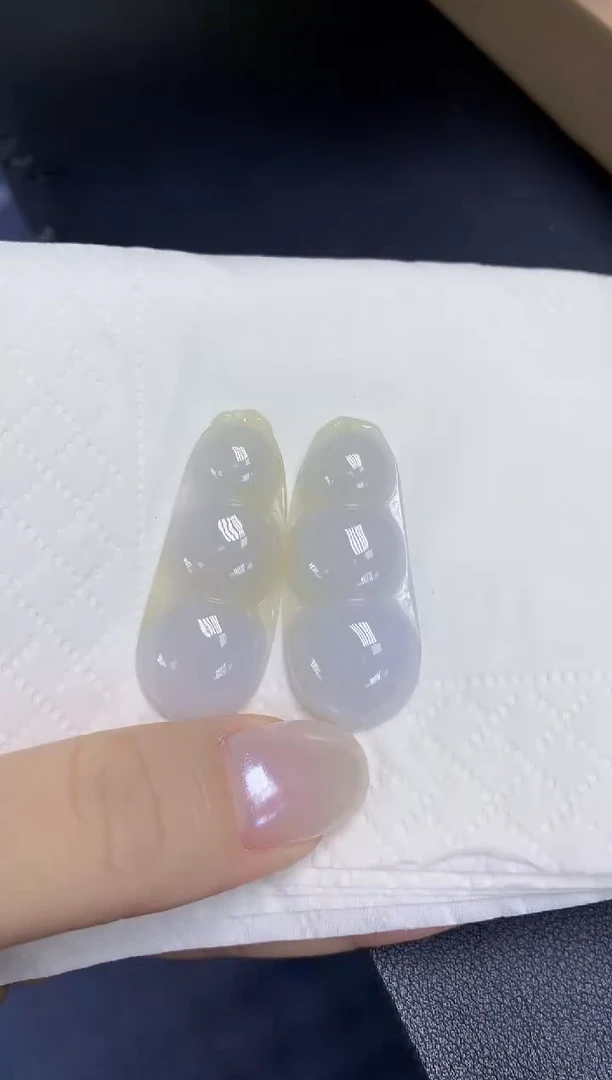 翡翠未镶嵌颈饰天然缅甸翡翠A货多样性发其一