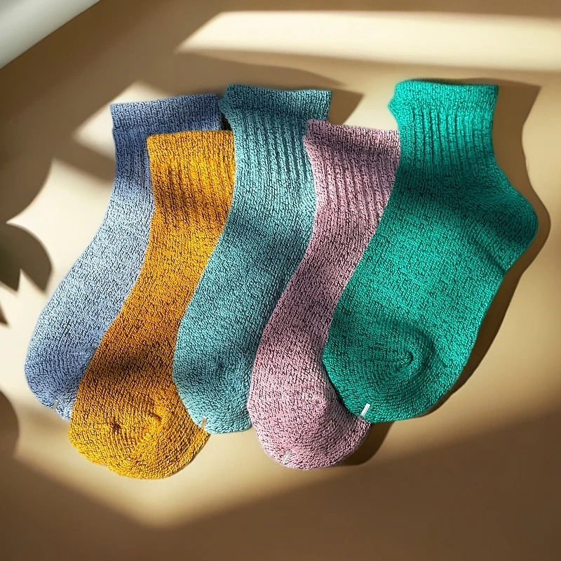 五支纱女款纯色袜子中筒保暖百搭复古日系女士绿色蓝色秋冬袜子