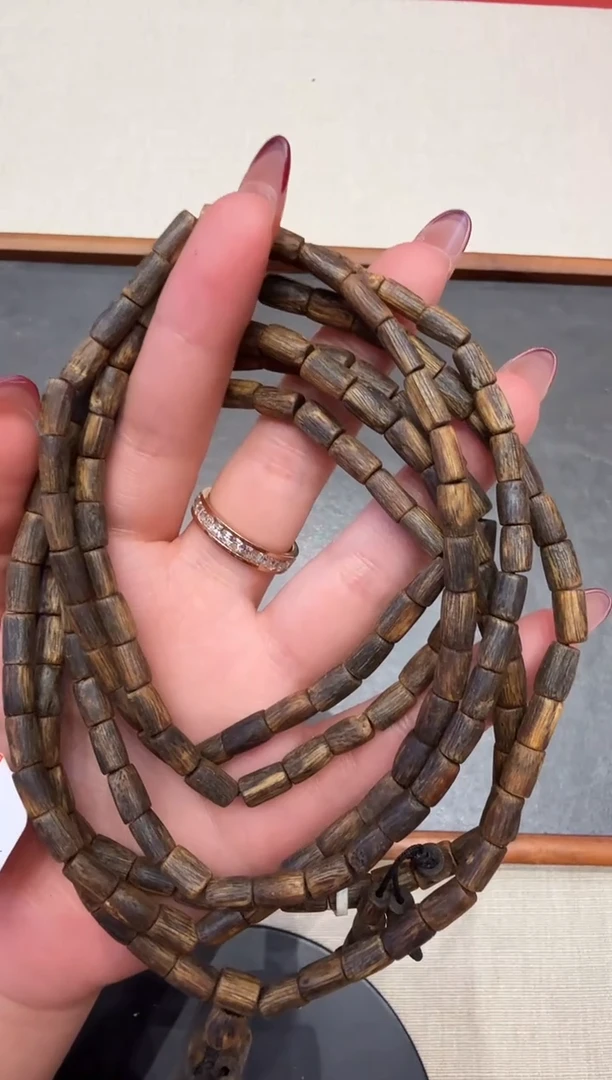 沉香手串奇楠沉水虫漏随形桶珠15克+（多样性发其一）