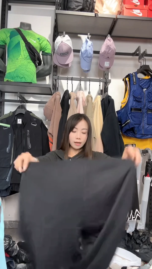 1634  编码 瑕疵款直播间过款为准 尺码  L
