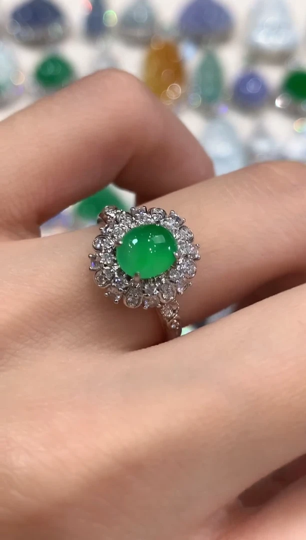 18K金镶嵌戒指翡翠a198