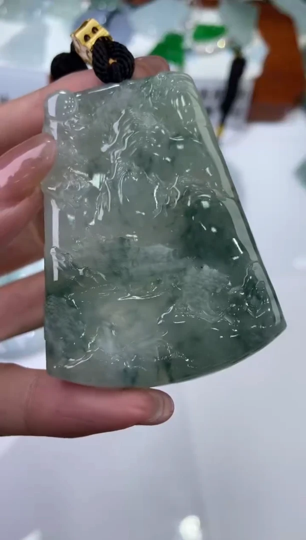 【闪购商品】翡翠颈饰未镶嵌2202413