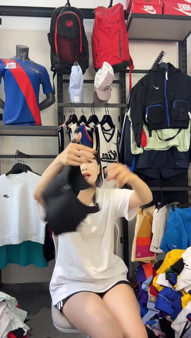 447编码 耐克卫衣服饰过款为准 尺码