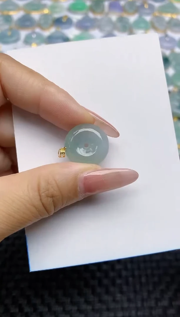 【闪购商品】翡翠颈饰18K金镶嵌天然A货翡翠