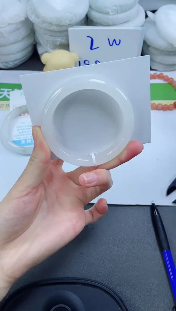 【闪购商品】石英质玉手镯未镶嵌104-55