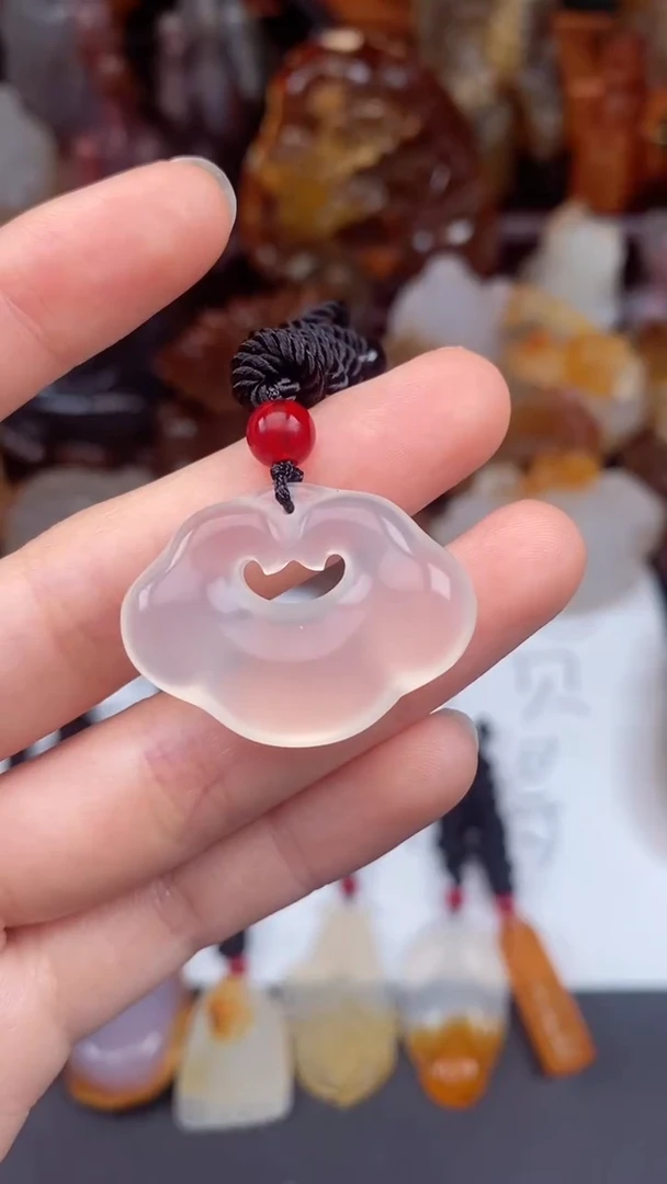 玛瑙/玉髓颈饰未镶嵌AA