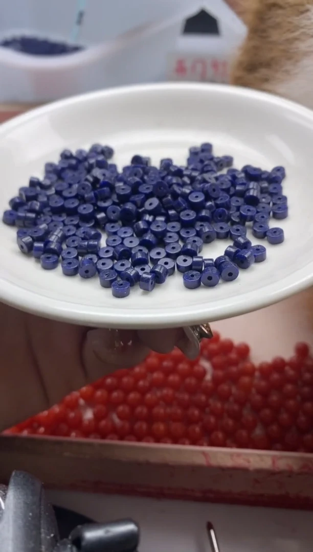 【闪购商品】玛瑙/玉髓颈饰未镶嵌w70青金石直切4*2mm*60颗