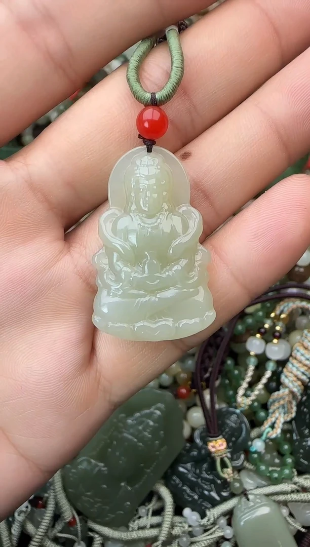 颈饰未镶嵌和田玉拍一发一