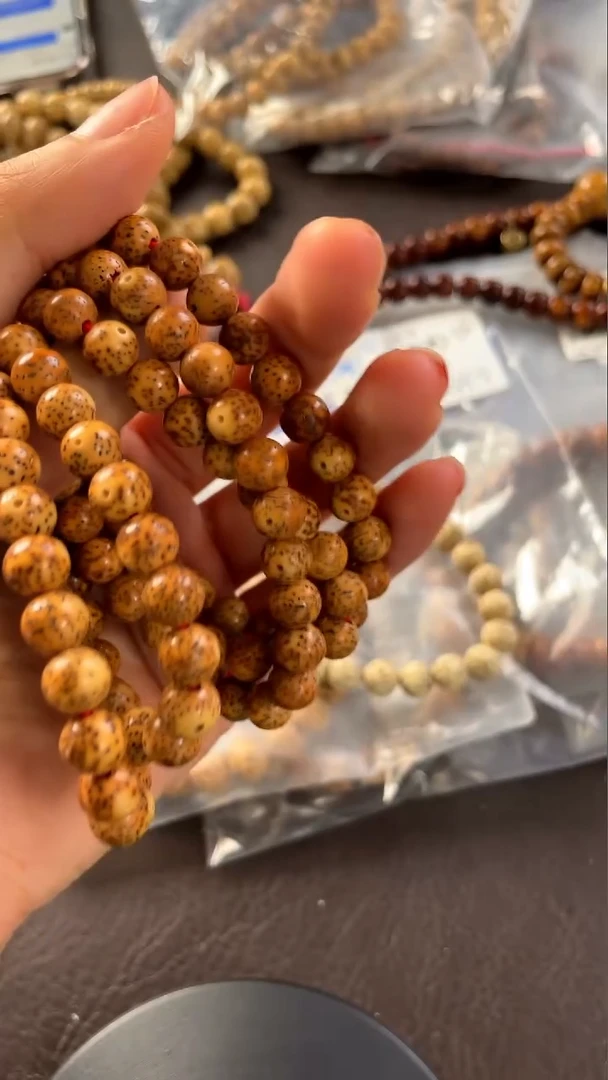 星月菩提吊坠精工级陈籽正圆8长串（多样性发货）