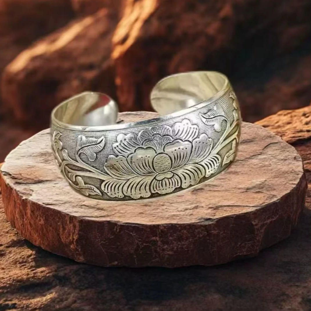 创意饰品复古苗