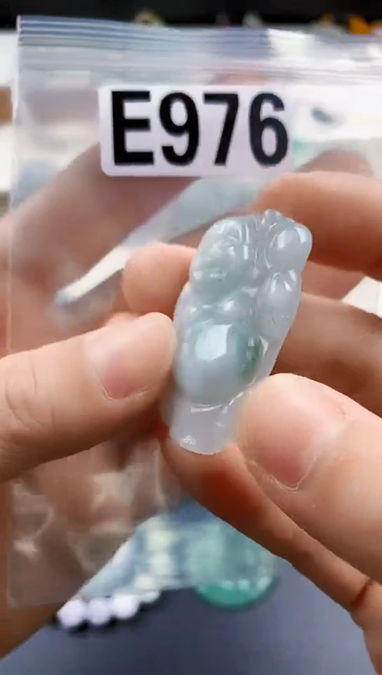 颈饰未镶嵌翡翠天然翡翠吊坠挂件