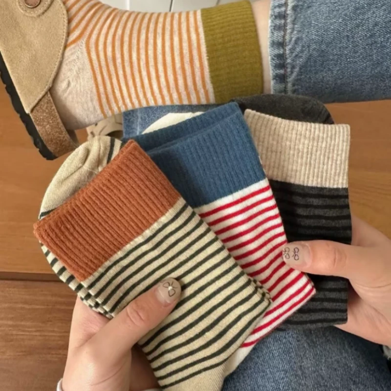 ins条纹美拉德中筒袜女秋冬保暖女袜时尚百搭中筒情侣潮流