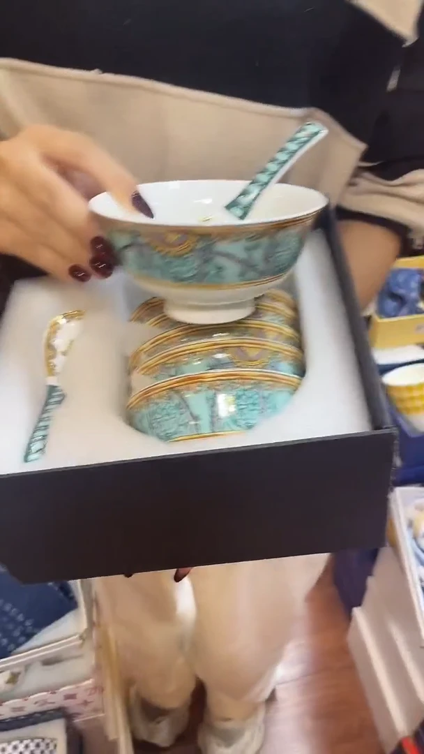 杯鸿辉家品牌瓷器，京东包邮！