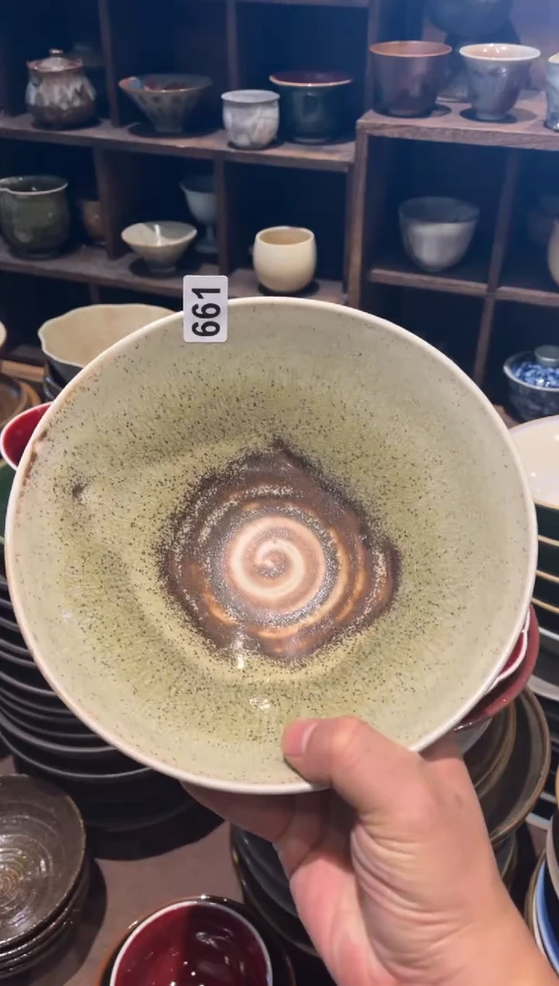 【闪购商品】瓷片661志野窑变绿斗笠面碗