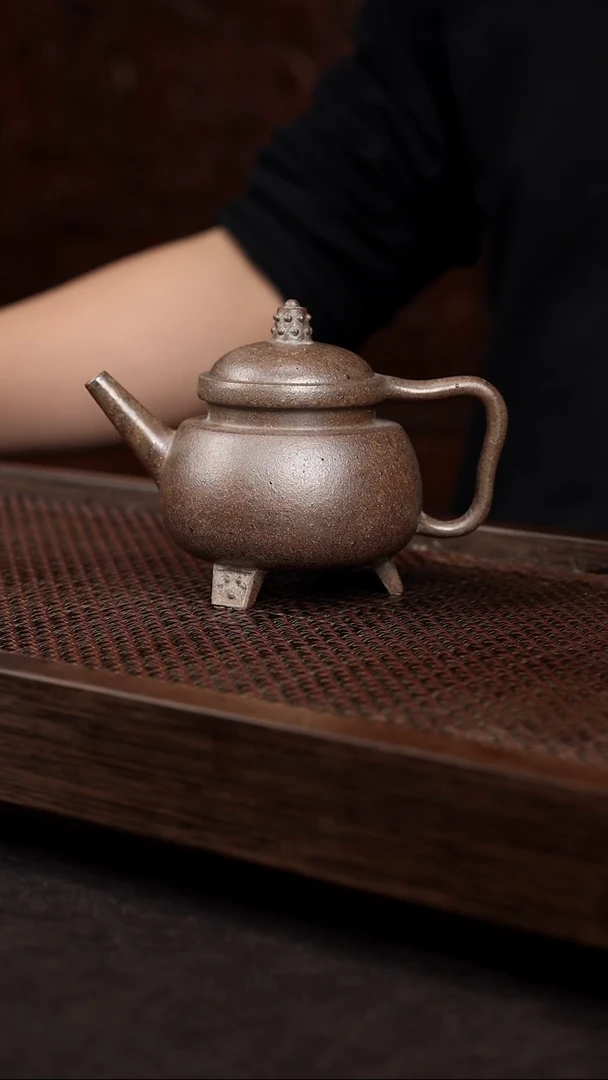 【闪购商品】紫砂茶壶岩中泥乾坤{黄}