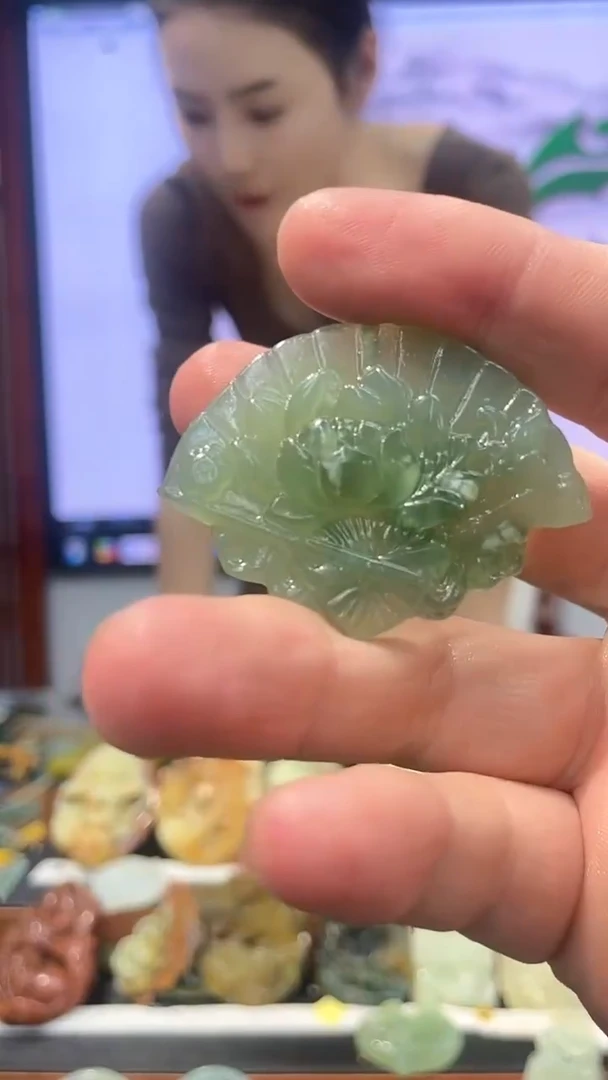 【闪购商品】岫玉吊坠未镶嵌·多样性发货*拍一发一