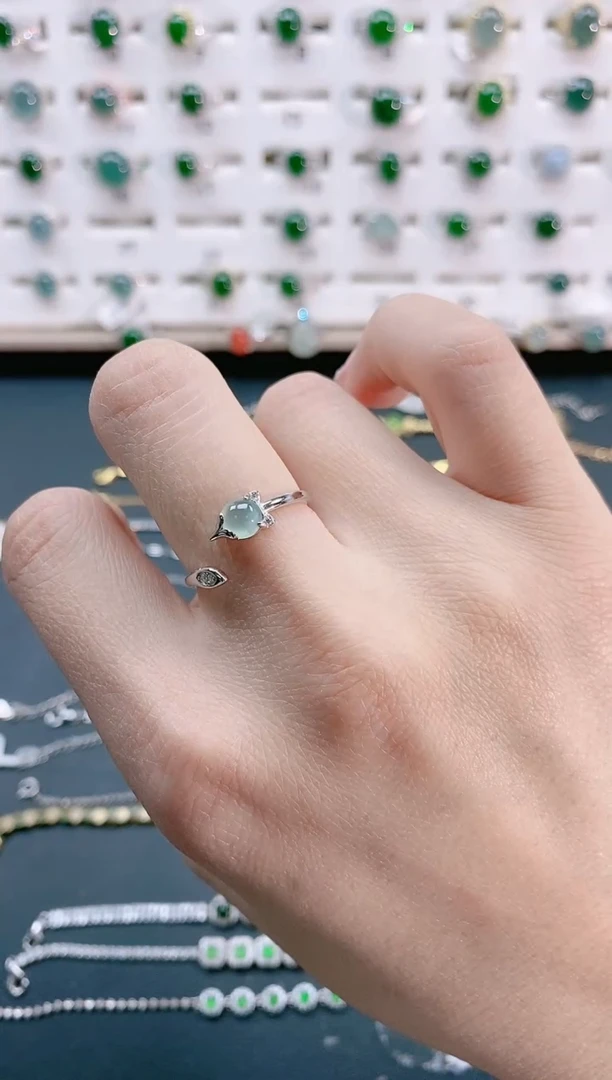 【闪购商品】翡翠戒指银S925镶嵌天然翡翠