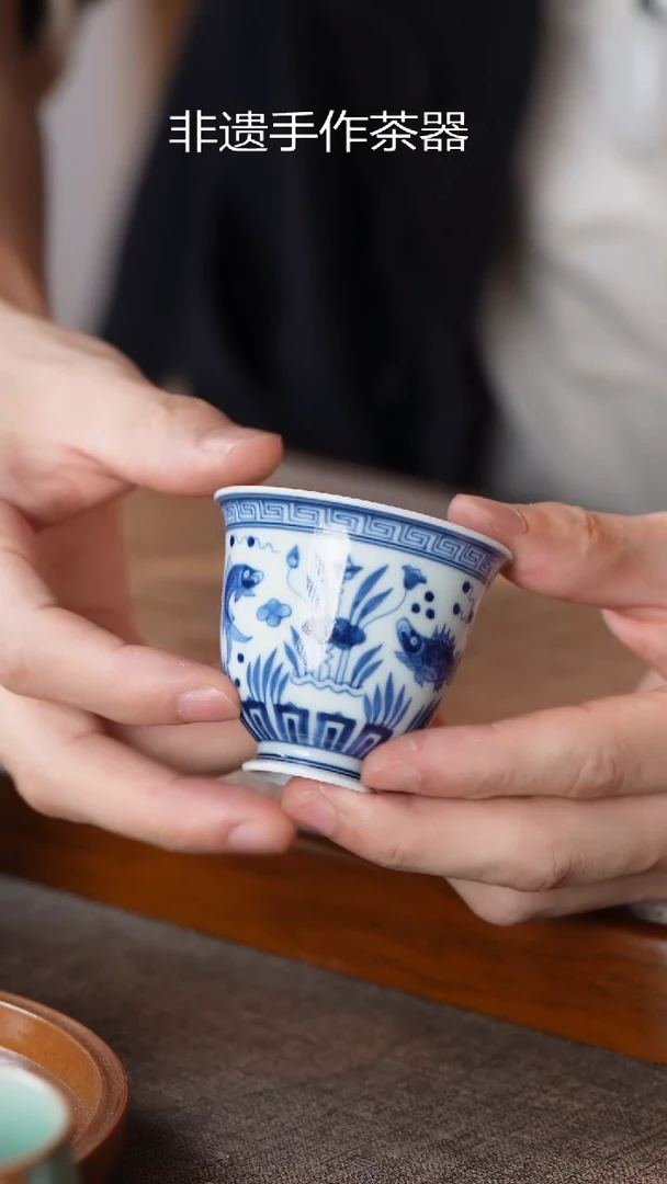 手工手绘青花茶杯