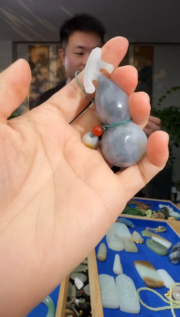 未镶嵌和田玉挂件一拍一发一