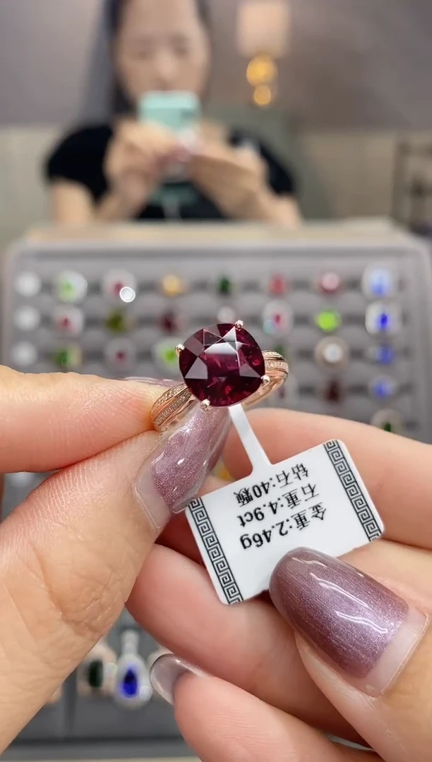 碧玺戒指18K金镶嵌4.9