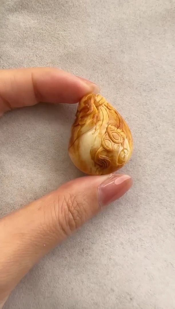 【闪购商品】琥珀裸石未镶嵌10211080-吊坠