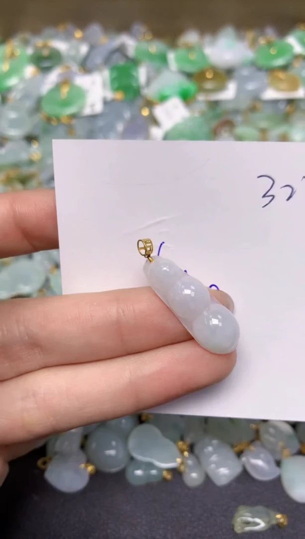 【闪购商品】翡翠颈饰18K金镶嵌 天然翡翠A货