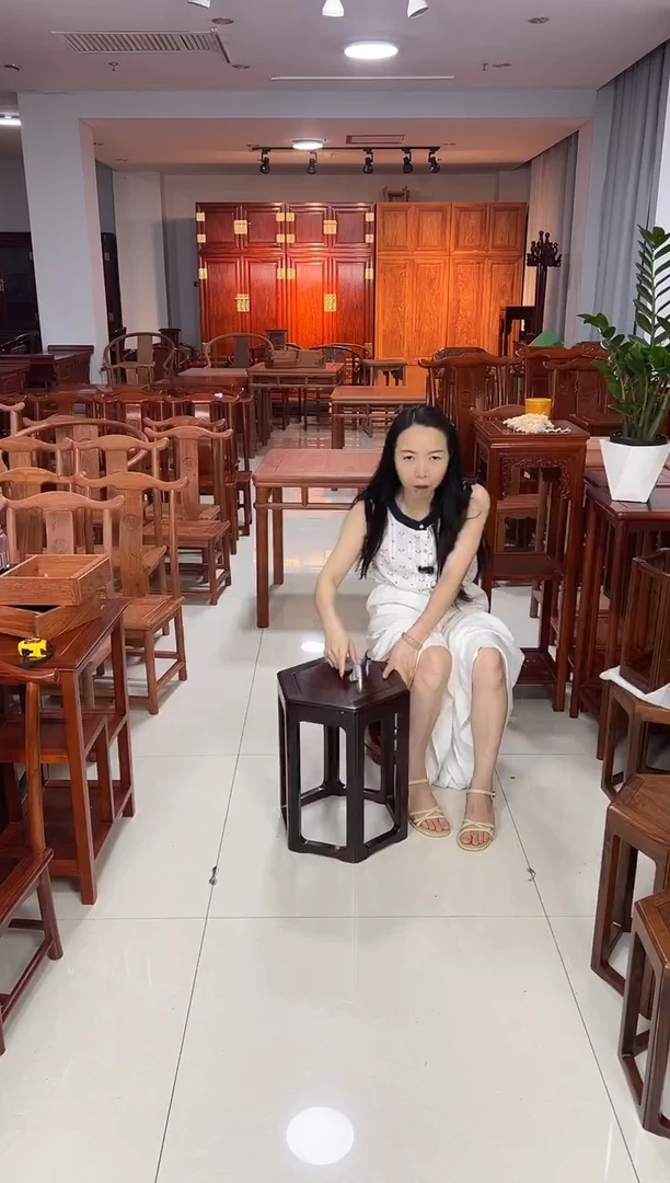 黑酸枝木类家具六角凳