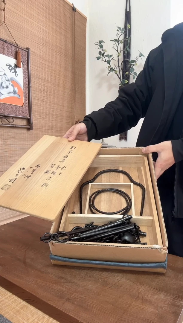 【闪购商品】杯中古品个别存有岁月痕迹，谨慎下单哦~