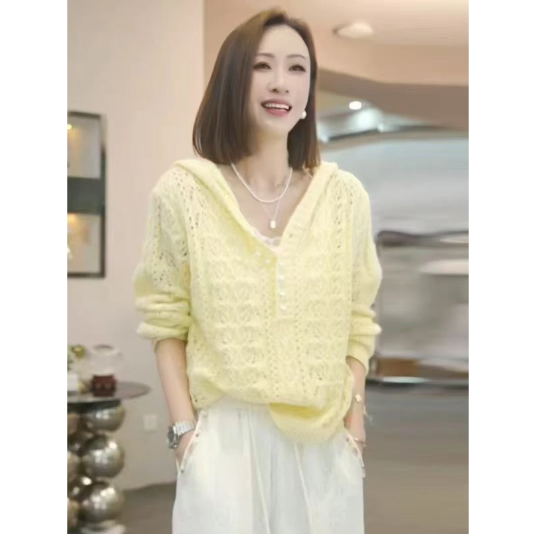 黄色勾花镂空连帽针织罩衫女2025春秋季新款宽松长袖钉珠薄款上衣
