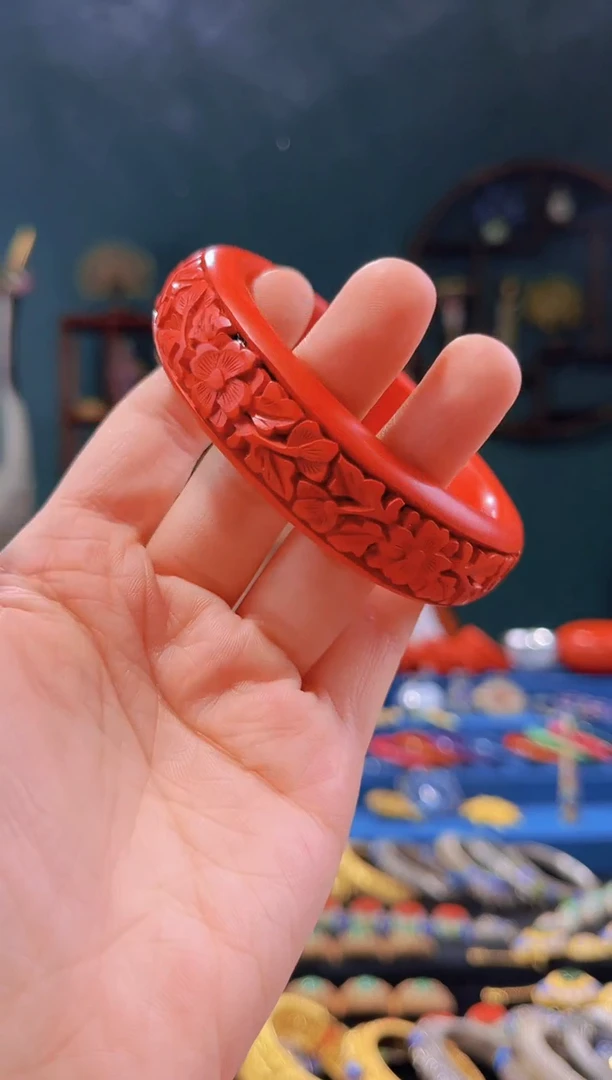 【闪购商品】非遗技艺 雕漆花卉手镯60圈口