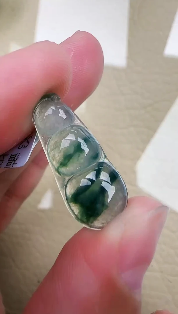 翡翠未镶嵌颈饰缅甸天然翡翠