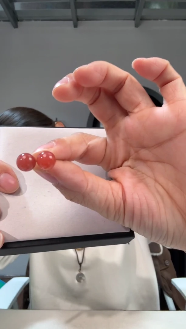 未镶嵌耳钉玛瑙/玉髓优0175  多样性发一件