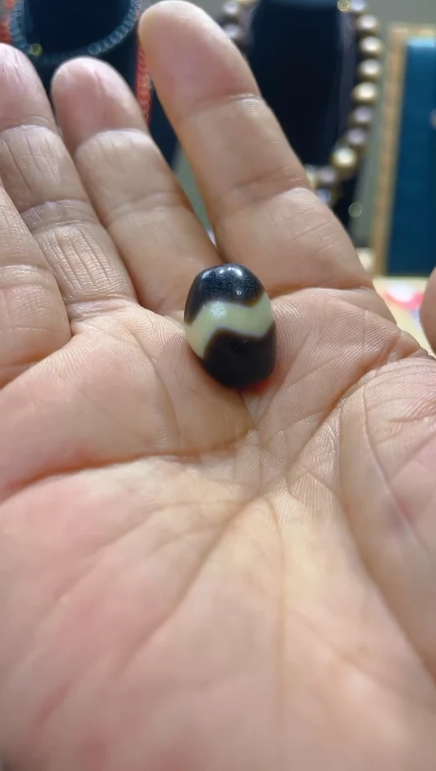 未镶嵌颈饰玛瑙/玉髓1