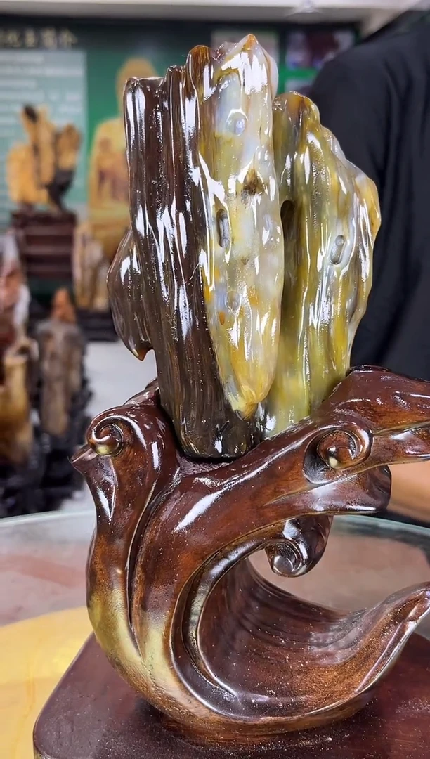 缅甸天然树化玉精品摆件