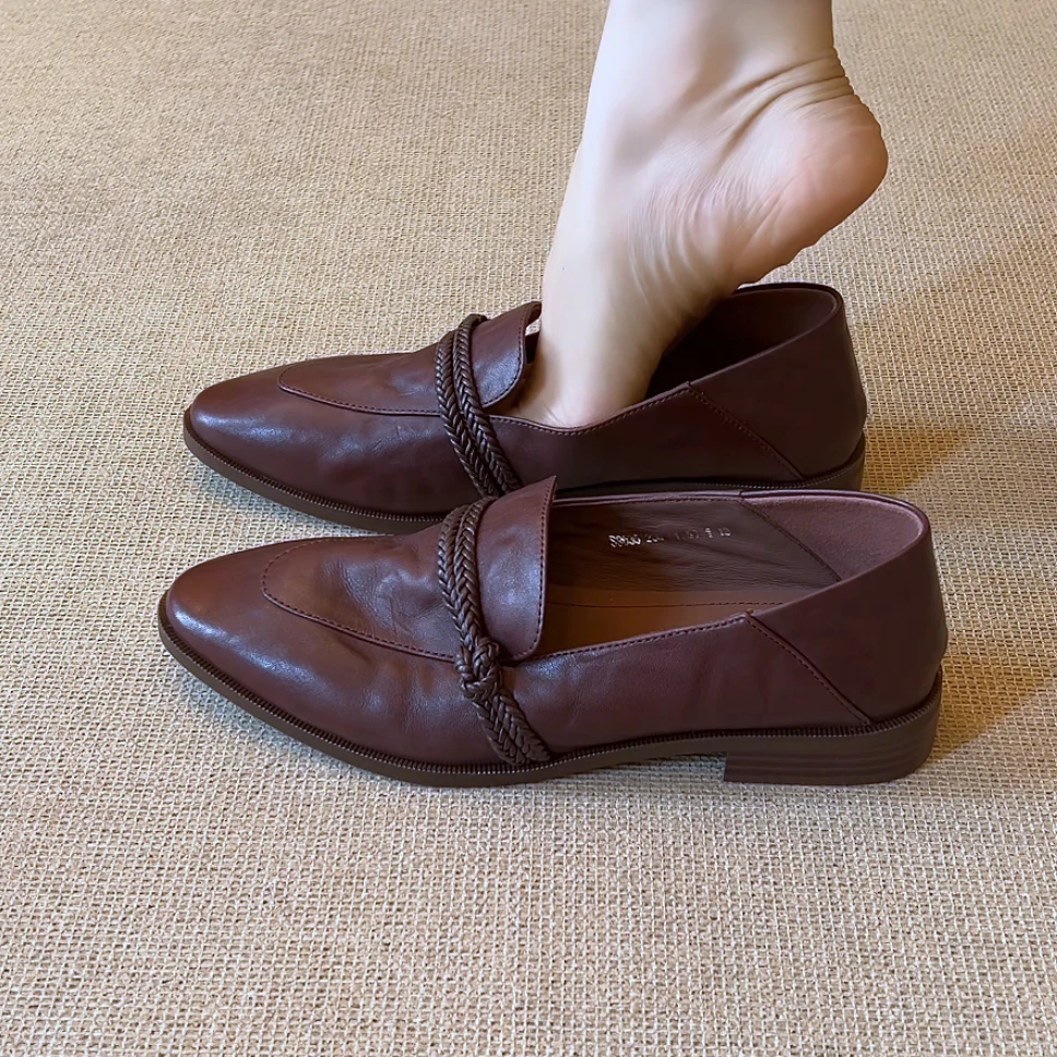 RubyL/2.5cm英伦风复古百搭编织带圆头深口一脚蹬粗跟单鞋女款